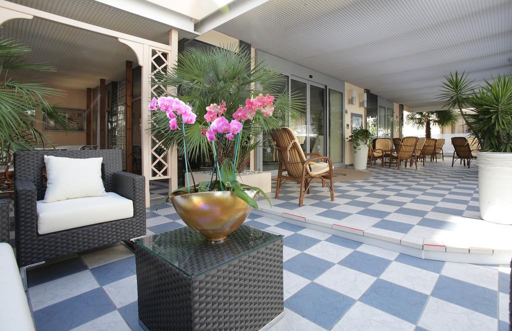 Hotel Venezia Rimini Luaran gambar